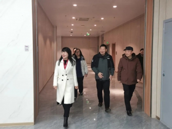 漢中市文聯(lián)走進(jìn)西鄉(xiāng)縣博物館，共鑒書(shū)畫(huà)藝術(shù)之美